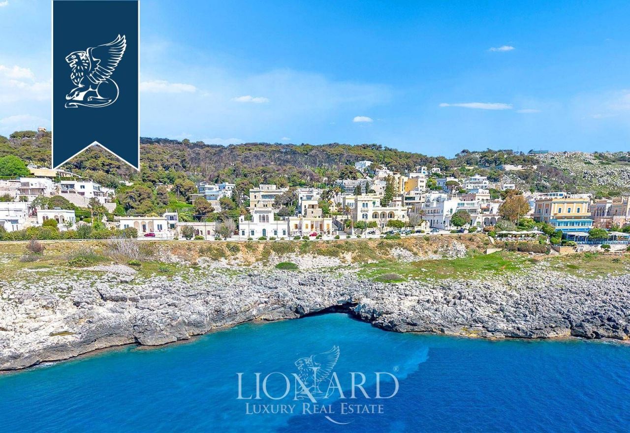 Villa in Lecce, Italy, 1 700 m² - picture 2