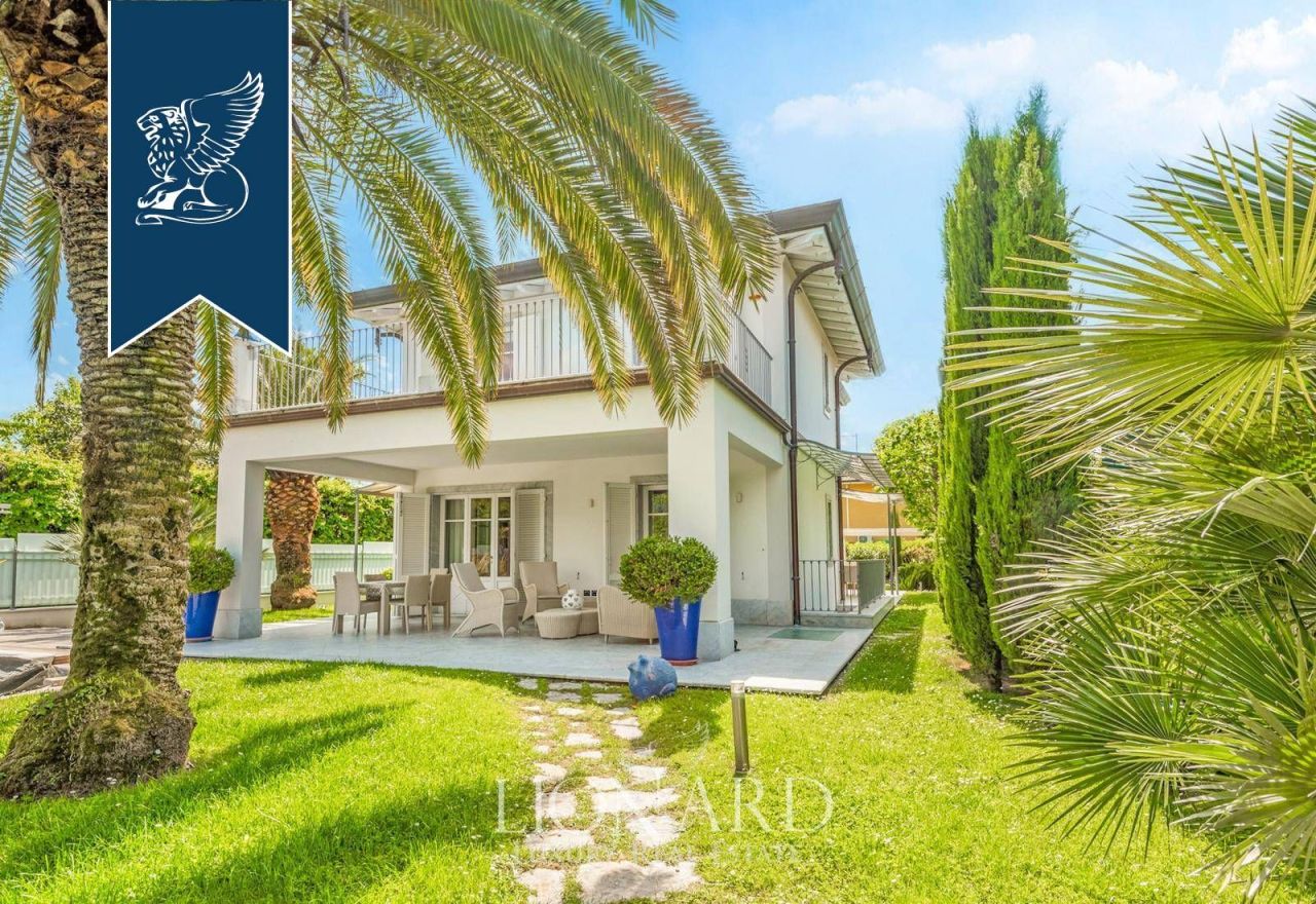 Villa a Forte dei Marmi, Italia, 265 m² - foto 2