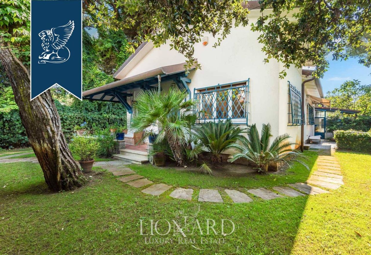 Villa in Forte dei Marmi, Italien, 170 m² - Foto 2
