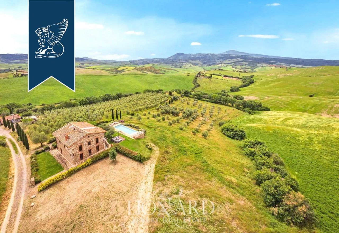 Villa in Siena, Italien, 280 m² - Foto 1