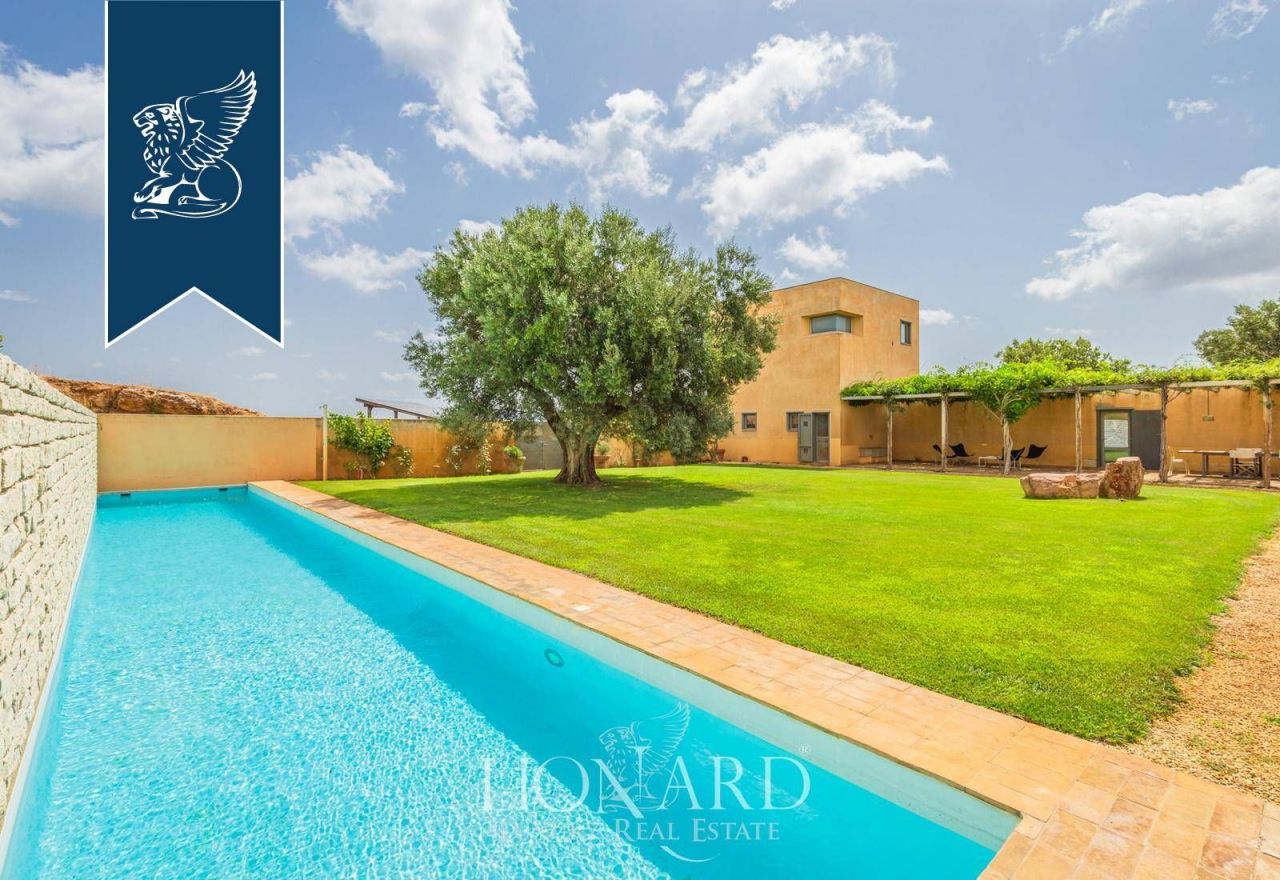 Villa a Grosseto, Italia, 500 m² - foto 2