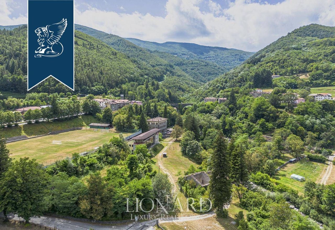 Hotel in Pistoia, Italy, 1 800 m² - picture 1