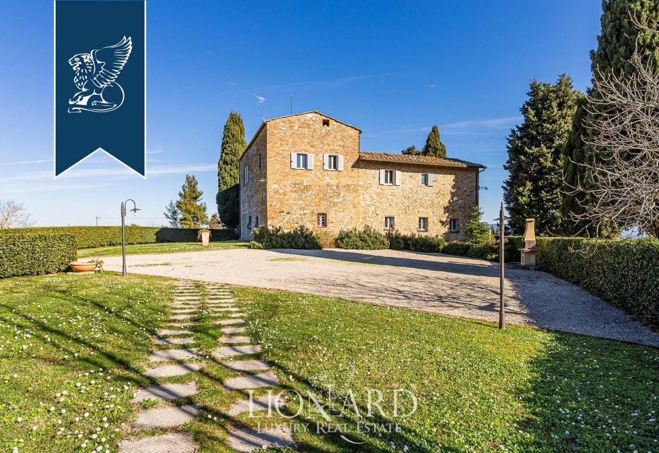 Ferme à San Gimignano, Italie, 649 m² - image 1