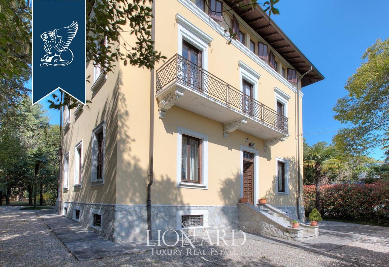 Villa in Lesa, Italy, 400 m² - picture 3