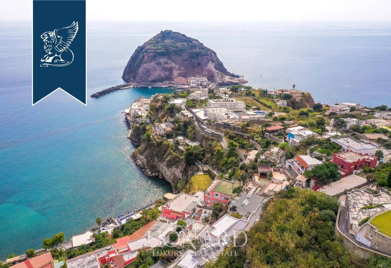 Hotel en Nápoles, Italia, 400 m² - imagen 3