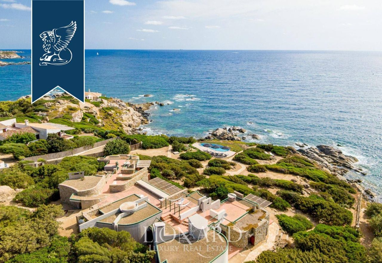 Villa a Villasimius, Italia, 400 m² - foto 3