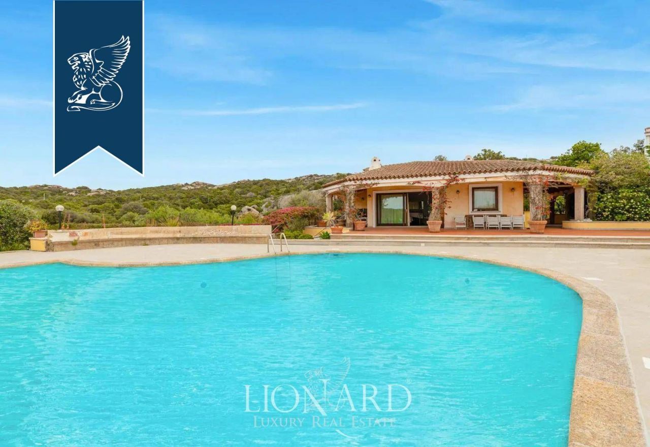 Villa à Porto Cervo, Italie, 230 m² - image 3