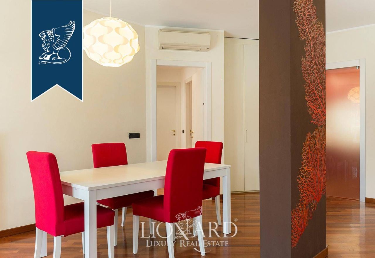 Apartment in Milan, Italy, 310 m² - picture 3