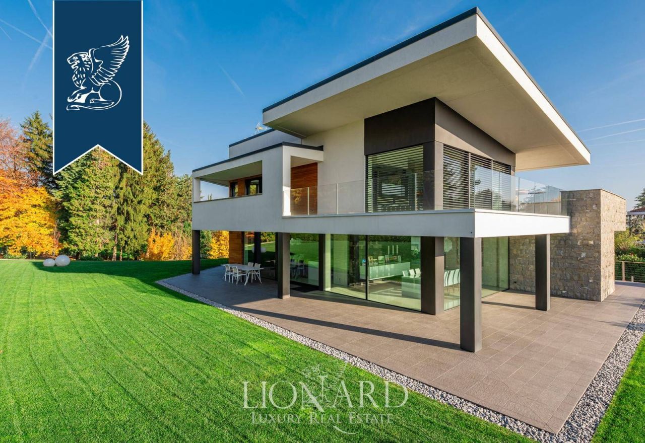 Villa a Bergamo, Italia, 700 m² - foto 3