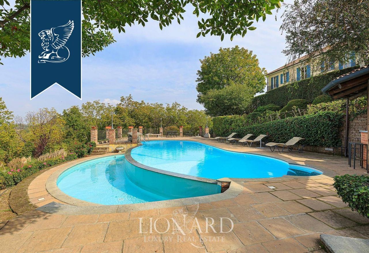 Villa en Asti, Italia, 1 750 m² - imagen 3