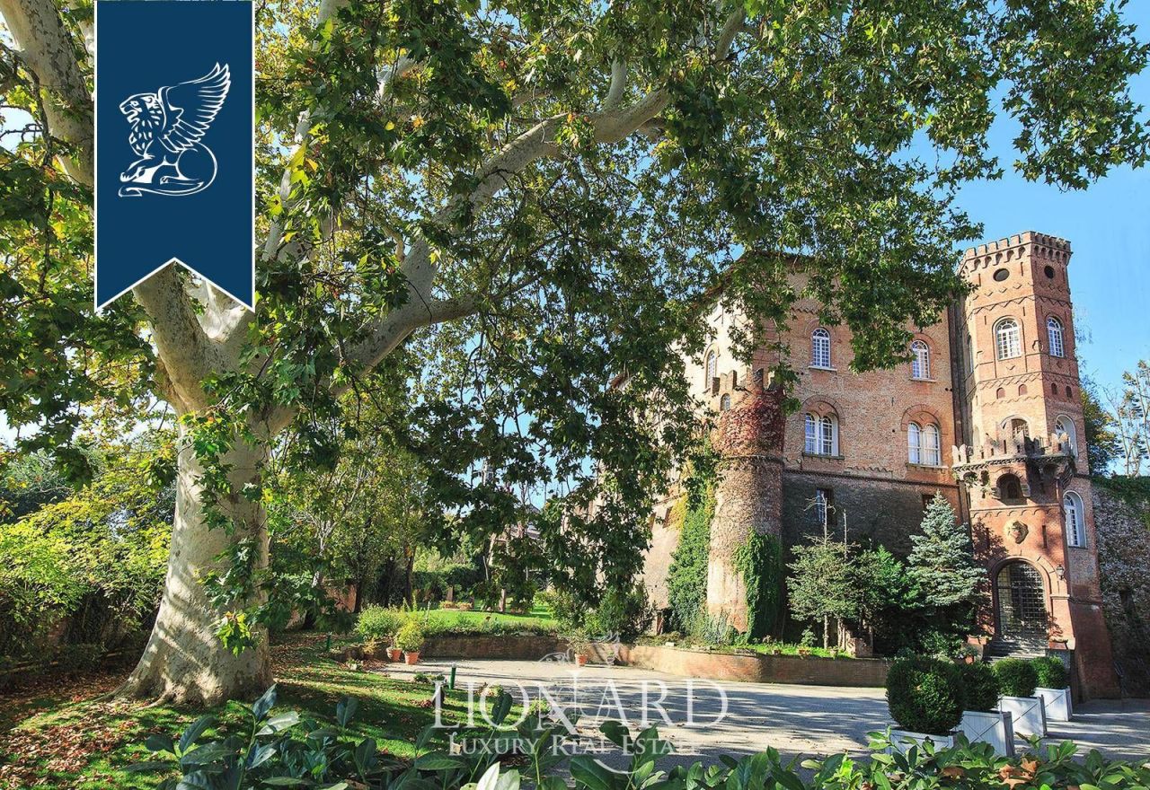 Hotel en Alessandria, Italia, 2 500 m² - imagen 3