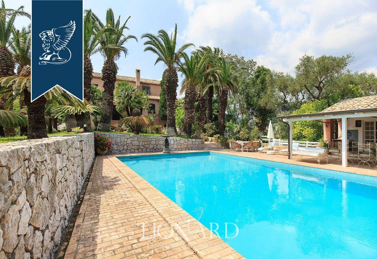 Villa en San Remo, Italia, 800 m² - imagen 3