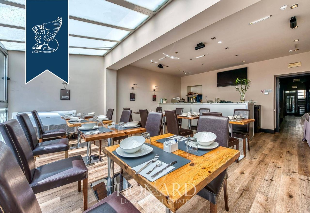 Hotel, albergo a Napoli, Italia, 600 m² - foto 3