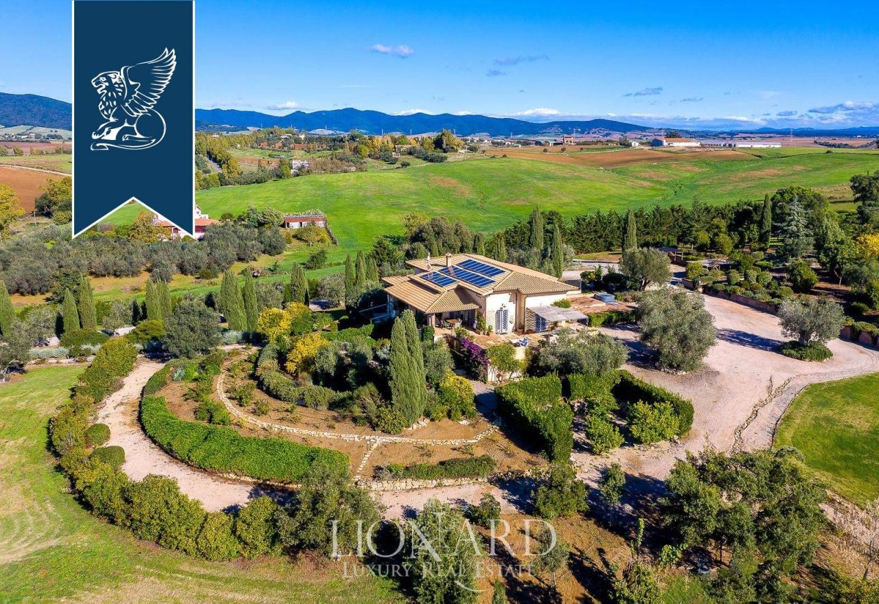 Villa en Montalto di Castro, Italia, 600 m² - imagen 3