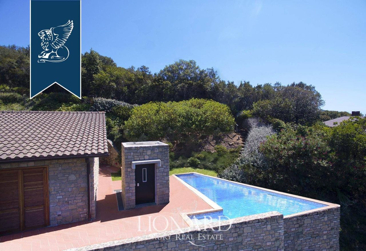 Villa a Castiglione della Pescaia, Italia, 200 m² - foto 3