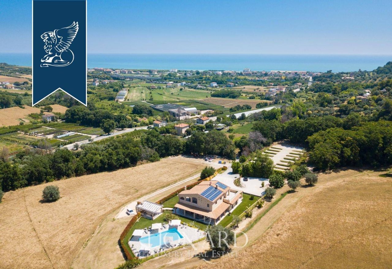 Farm in Ascoli Piceno, Italien, 400 m² - Foto 3