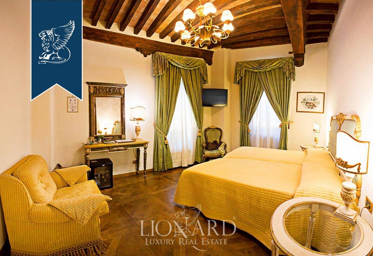 Hotel in Lucca, Italy, 680 m² - picture 3