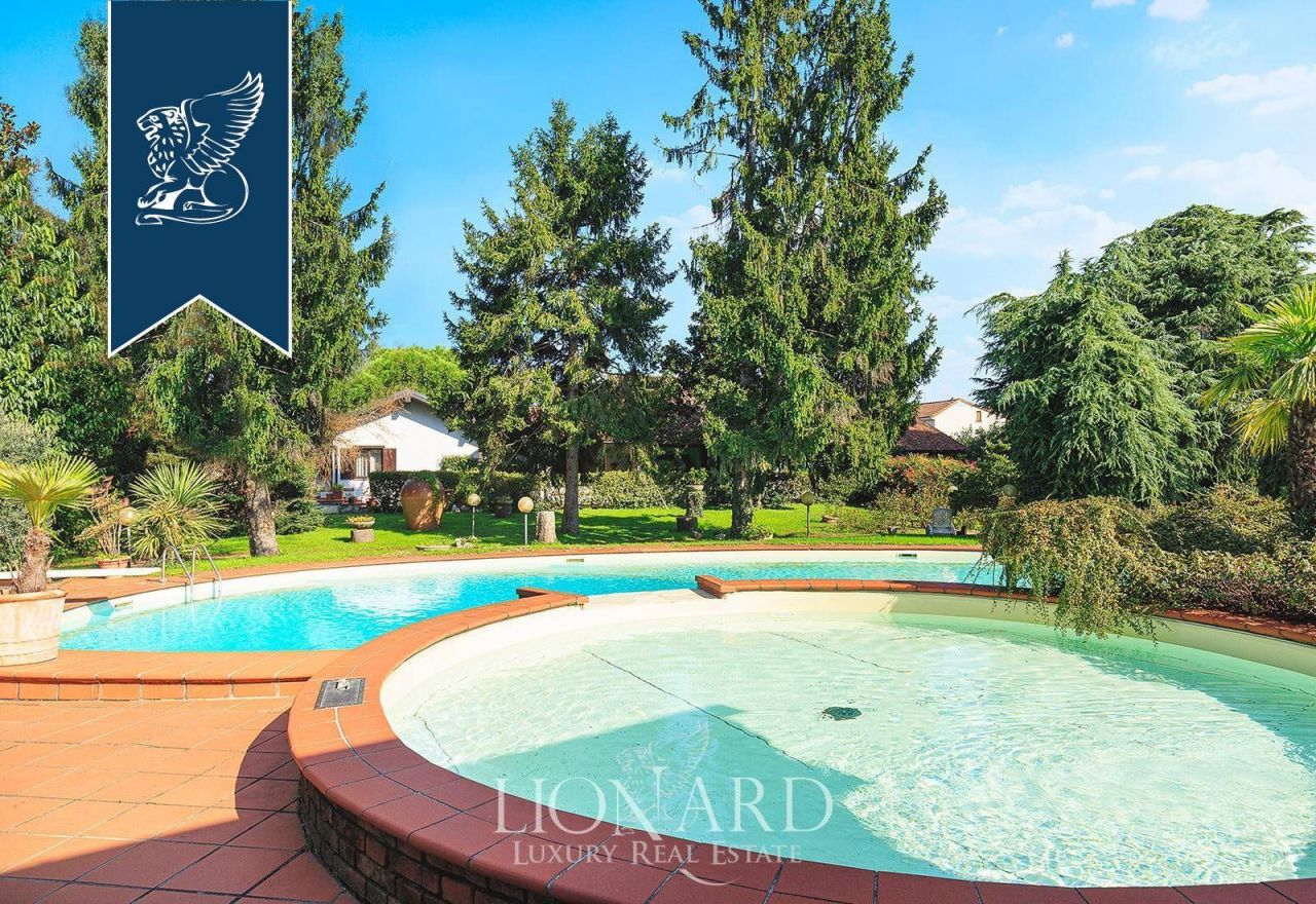 Villa a Parabiago, Italia, 403 m² - foto 3