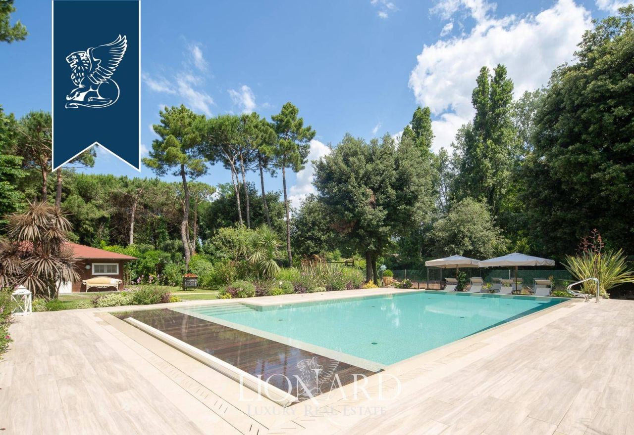 Villa a Massa, Italia, 1 100 m² - foto 3