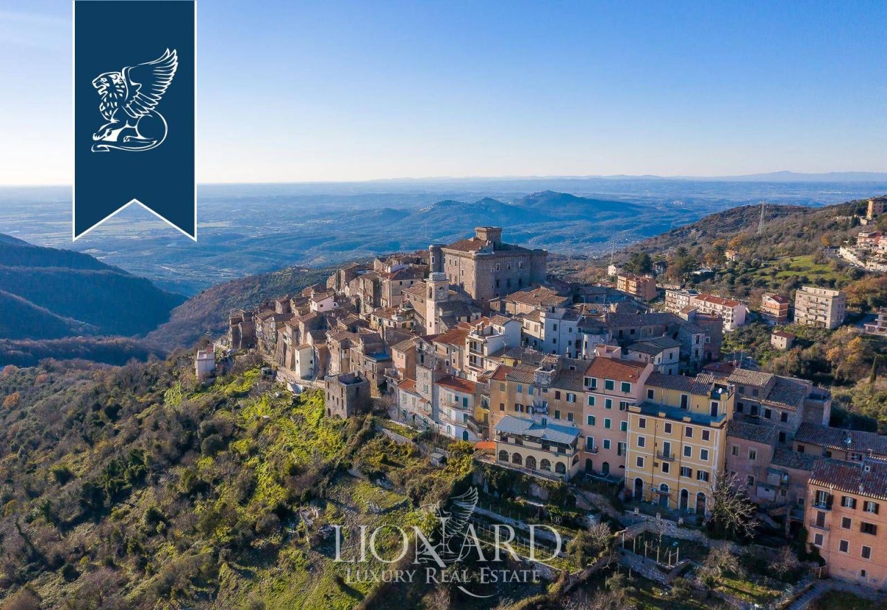 Castillo en Roma, Italia, 2 000 m² - imagen 3