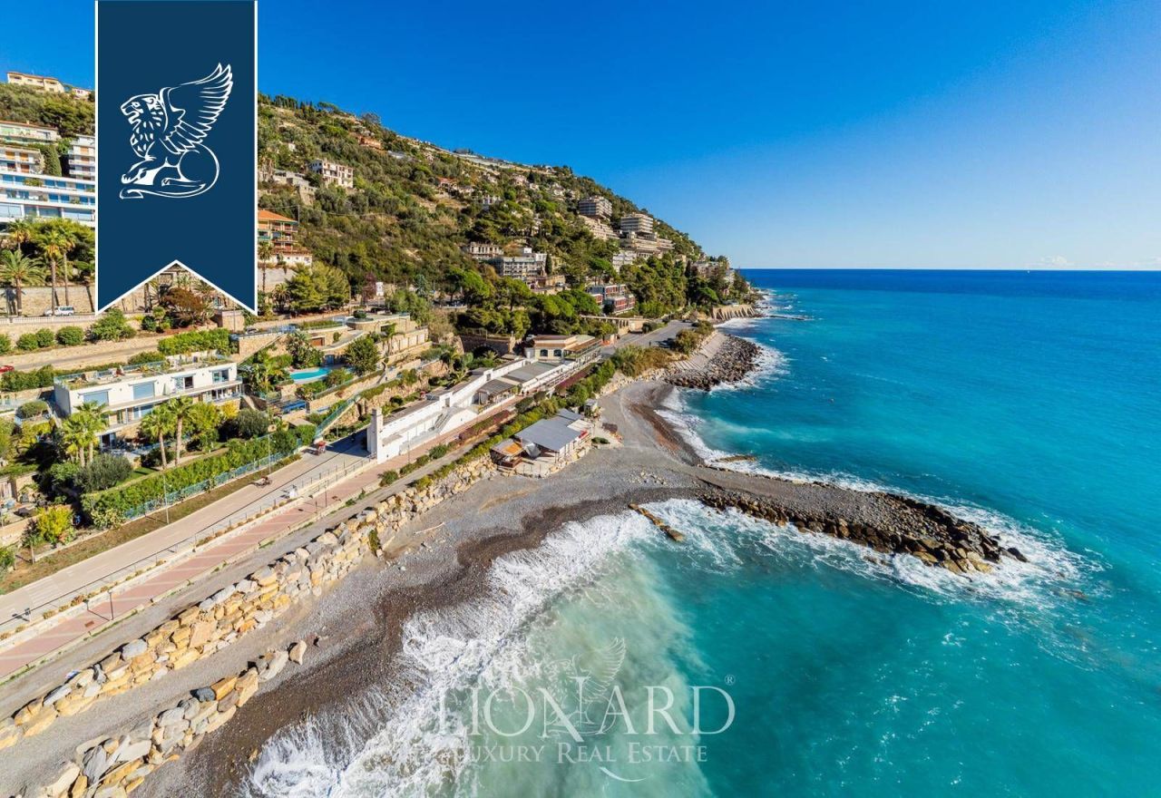 Villa in Ospedaletti, Italy, 450 m² - picture 3