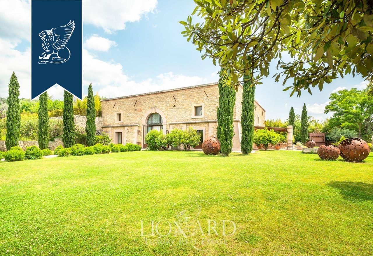 Villa in Verona, Italien, 1 300 m² - Foto 3