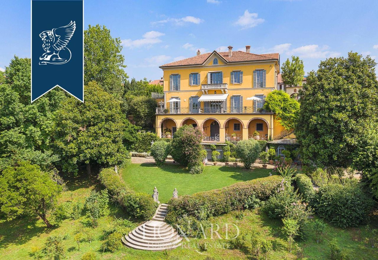 Villa in Lecco, Italien, 1 950 m² - Foto 3