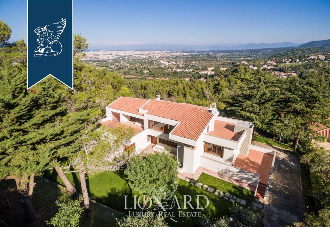 Villa in Livorno, Italy, 500 m² - picture 3