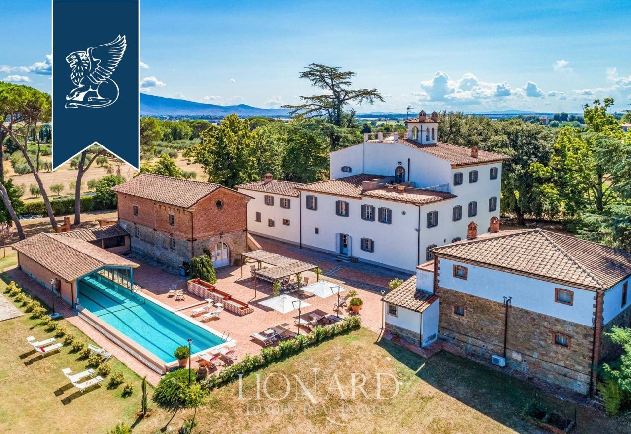 Villa in Arezzo, Italy, 1 200 m² - picture 3