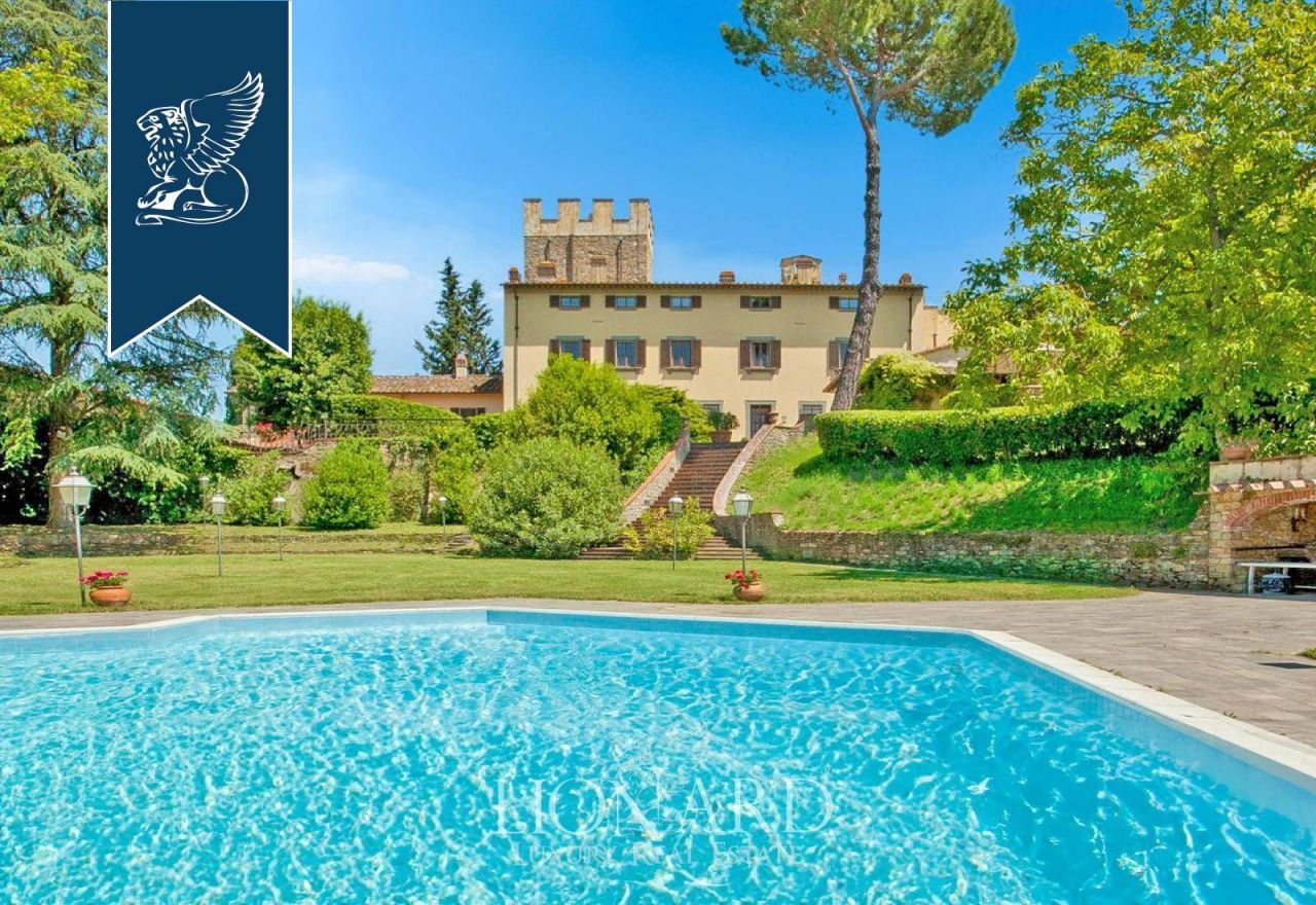 Villa à Florence, Italie, 3 400 m² - image 3