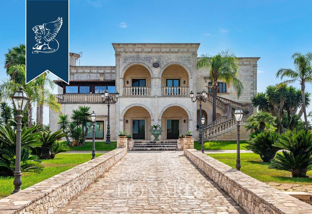 Villa a Taranto, Italia, 1 000 m² - foto 3