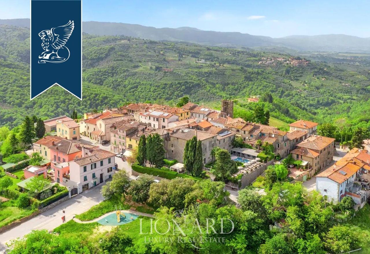 Hotel en Arezzo, Italia, 1 850 m² - imagen 3