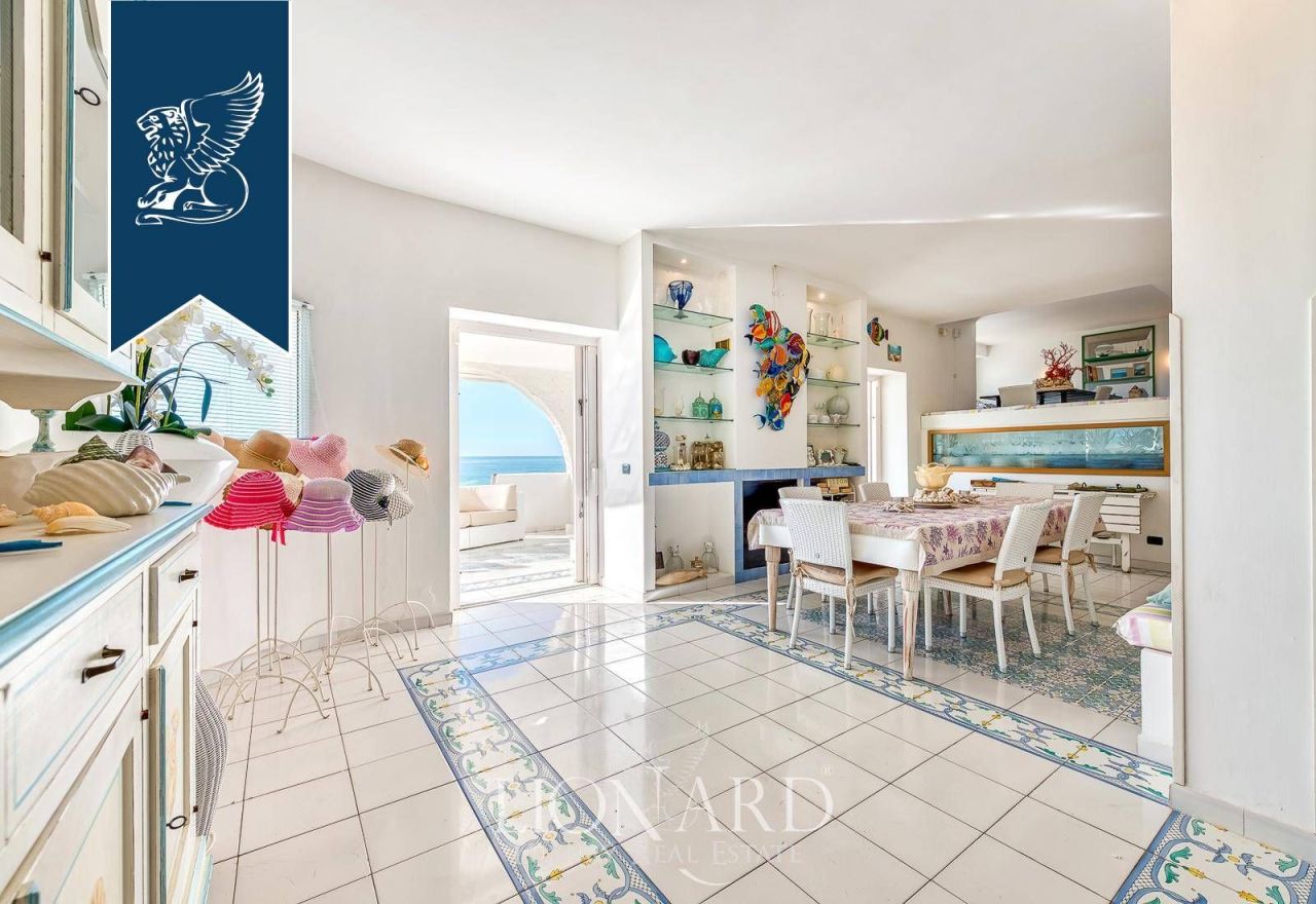 Villa en Sabaudia, Italia, 400 m² - imagen 3