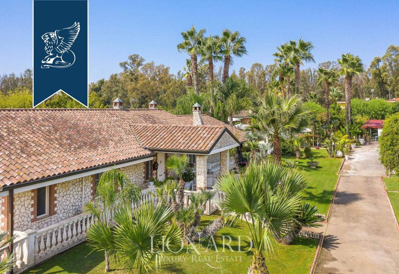 Villa in Latina, Italien, 1 176 m² - Foto 3