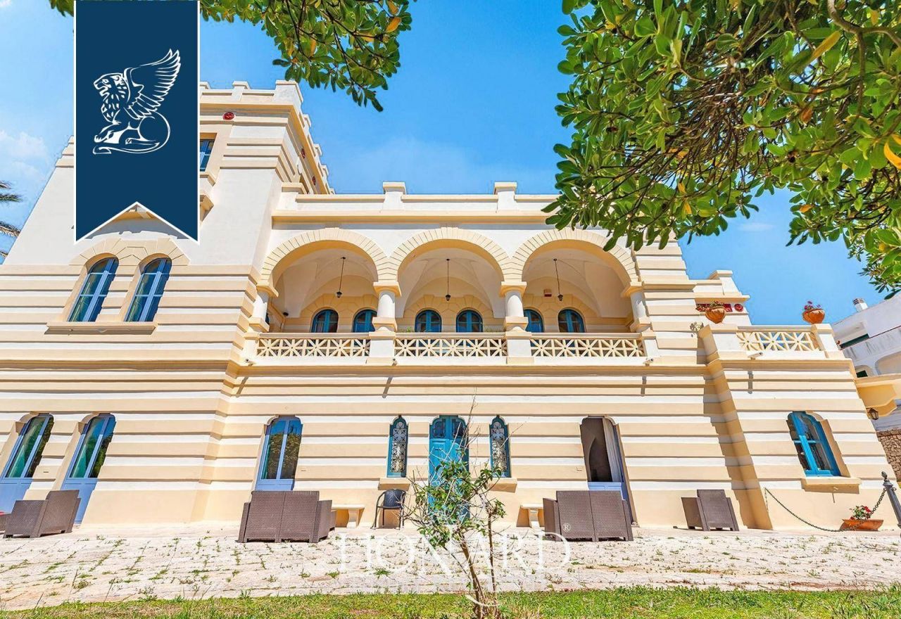 Villa in Lecce, Italy, 1 700 m² - picture 3