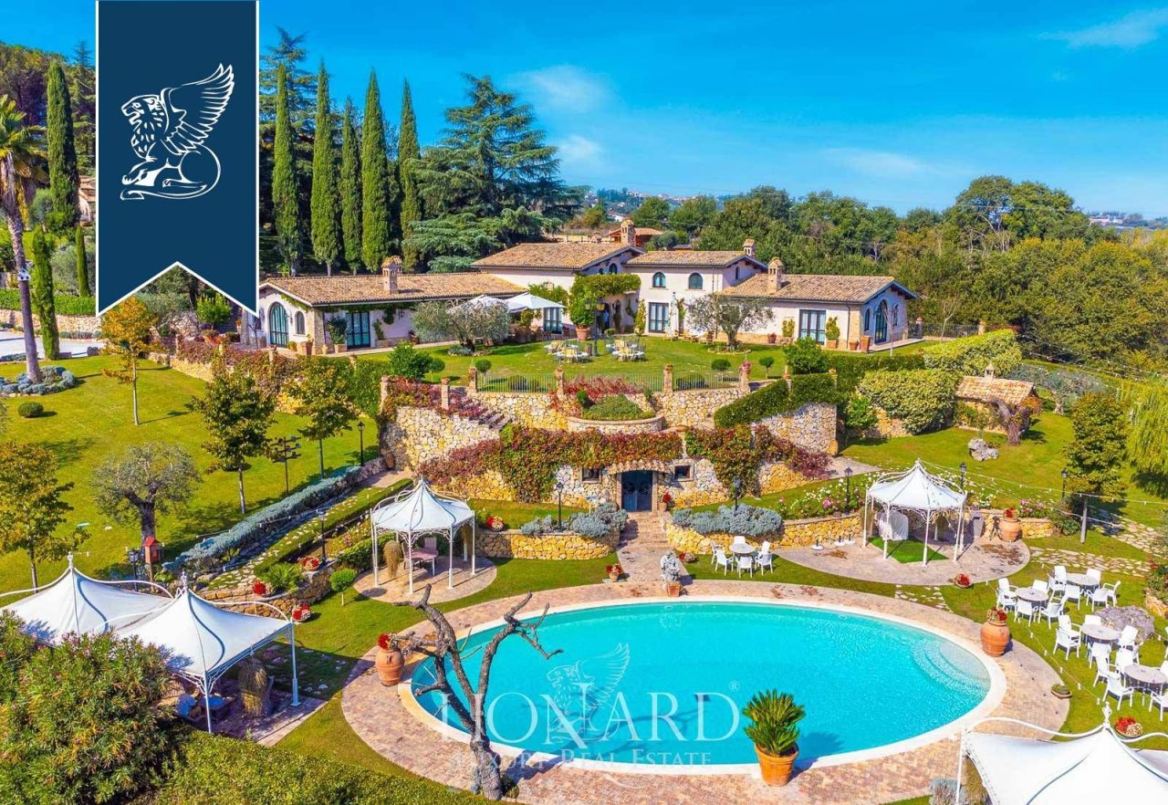 Villa in Rom, Italien, 1 100 m² - Foto 3