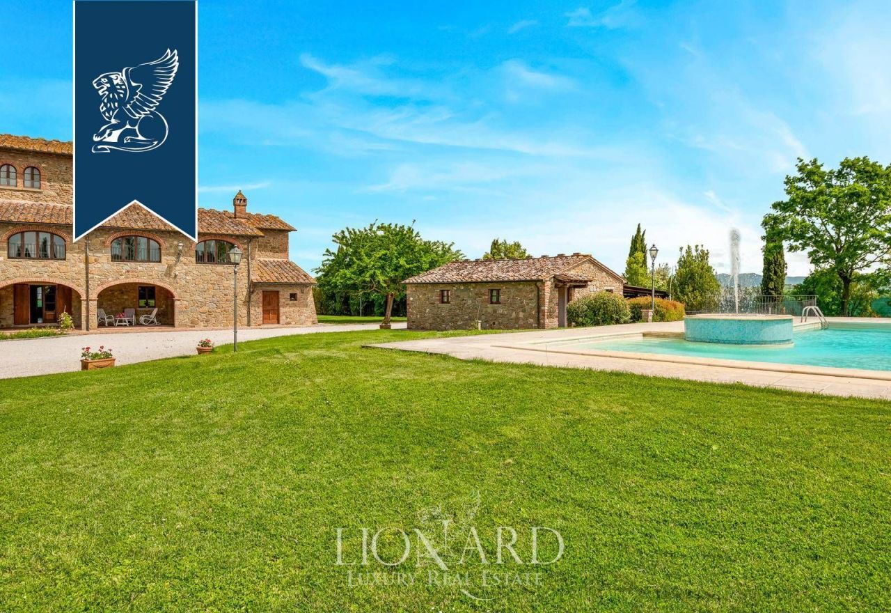 Villa à Lucignano, Italie, 570 m² - image 2