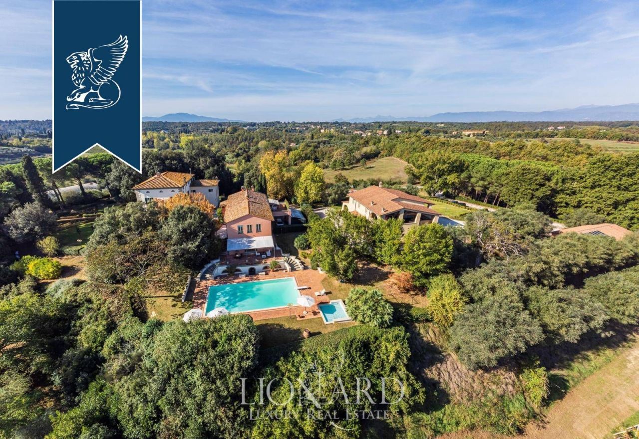 Villa a Firenze, Italia, 1 600 m² - foto 2