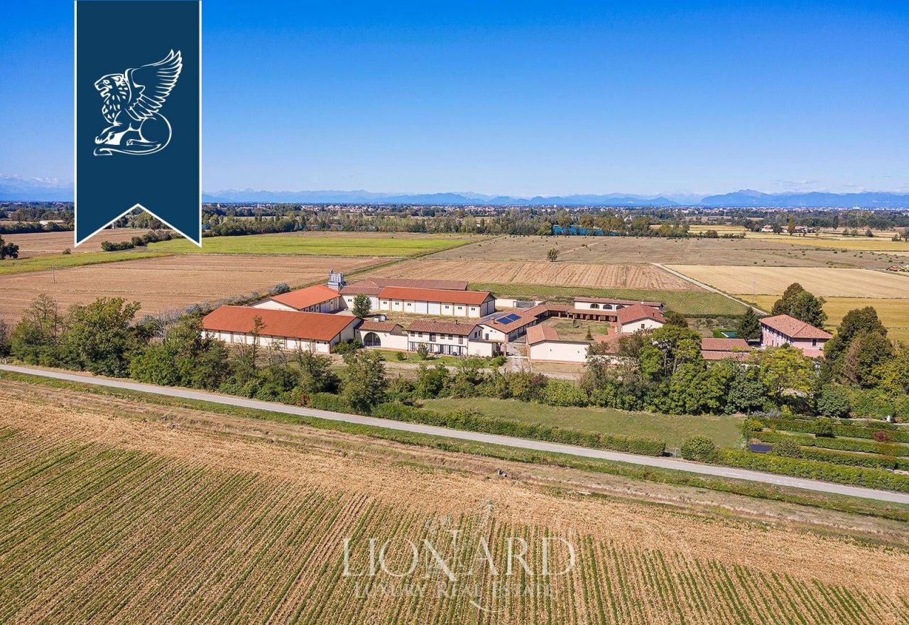 Villa à Milan, Italie, 3 001 m² - image 2