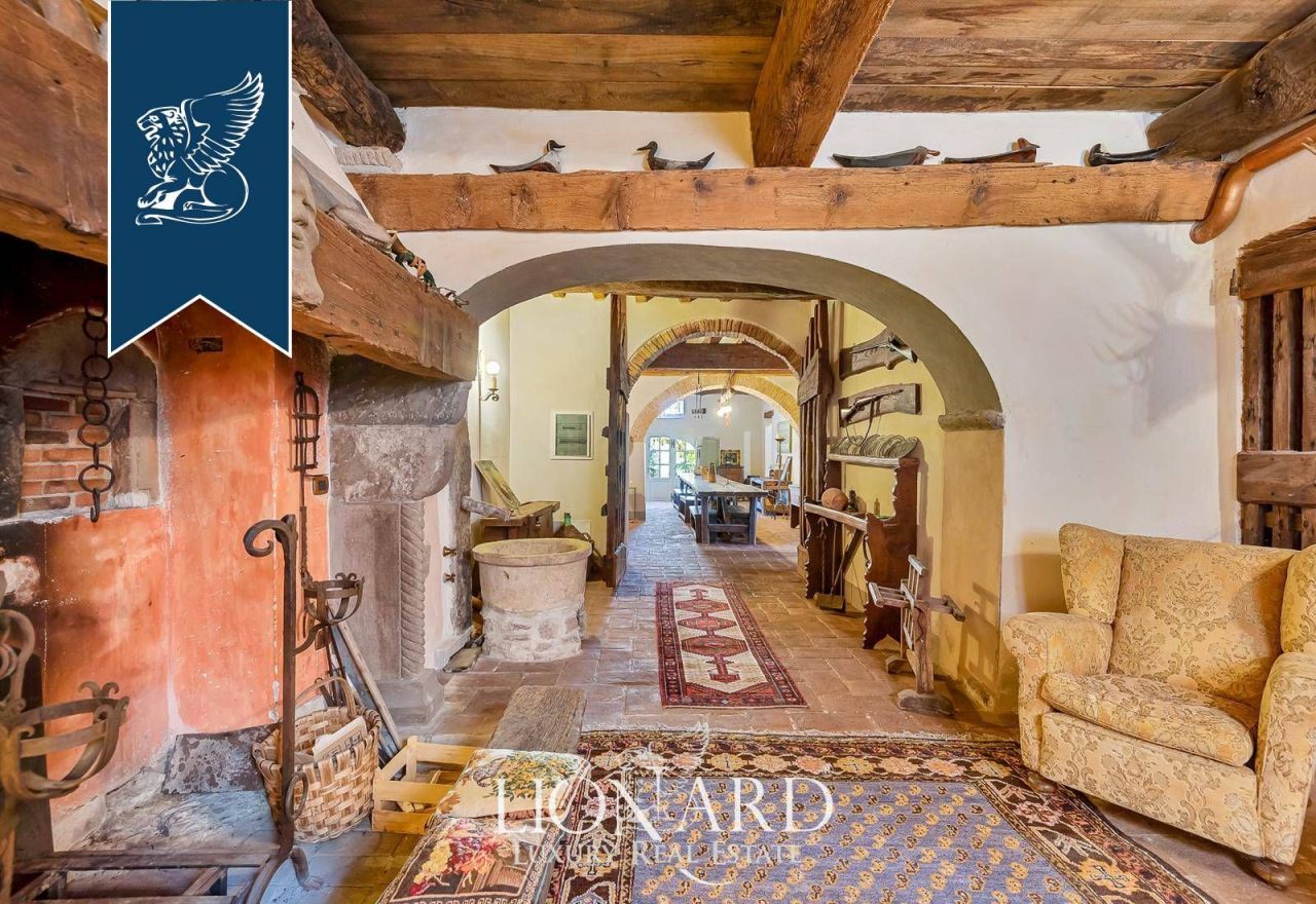 Villa in Lucca, Italien, 1 301 m² - Foto 2