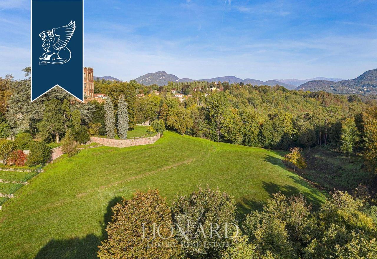 Castle in Varese, Italy, 4 200 m² - picture 3