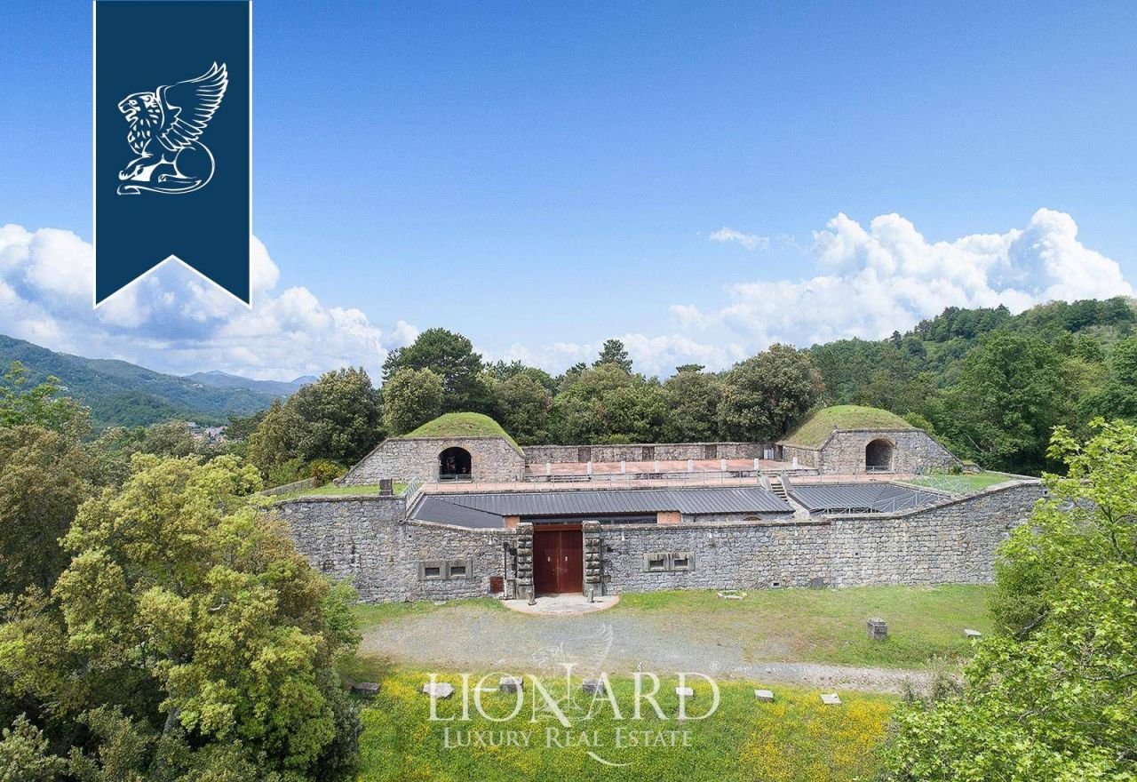 Castillo en La Spezia, Italia, 350 m² - imagen 2