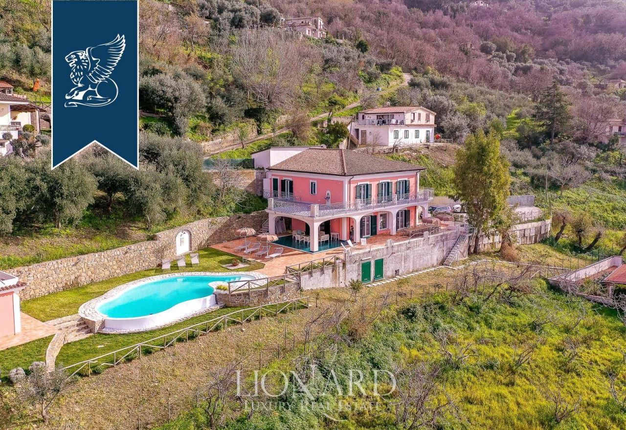 Villa in Salerno, Italien, 220 m² - Foto 2