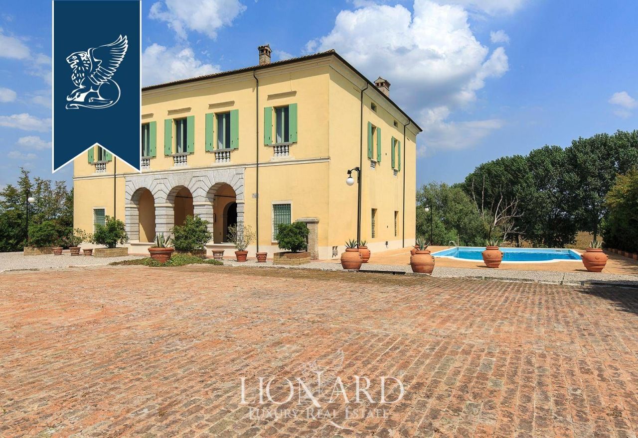 Villa in Goito, Italien, 1 500 m² - Foto 2