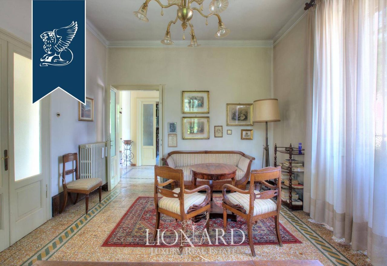 Villa in Mantova, Italy, 400 m² - picture 2