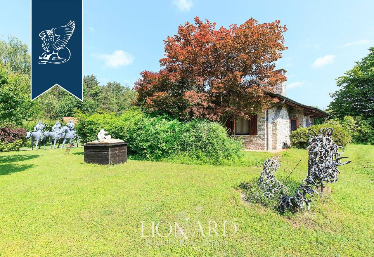 Villa en Varese, Italia, 597 m² - imagen 2