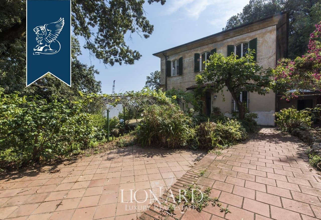 Villa in La Spezia, Italy, 600 m² - picture 2