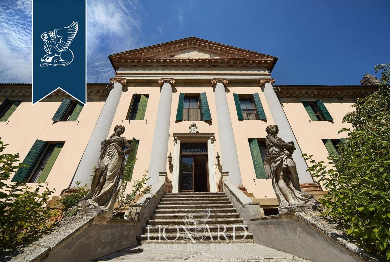 Villa en Abano Terme, Italia, 6 400 m² - imagen 4