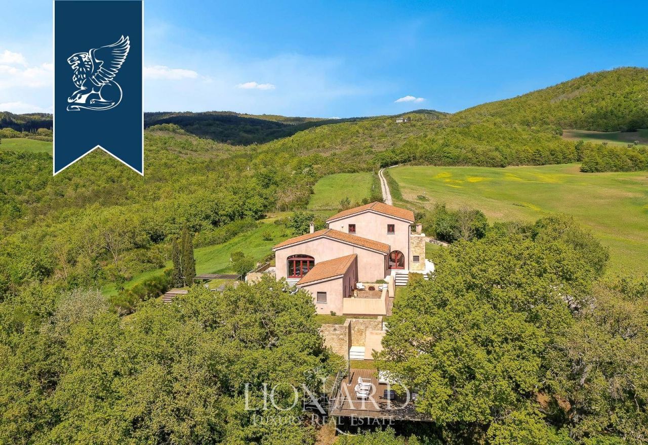 Villa en Sarteano, Italia, 640 m² - imagen 4