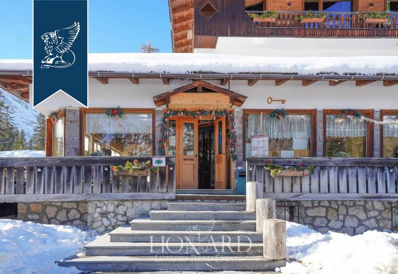 Hotel in Belluno, Italien, 1 200 m² - Foto 4